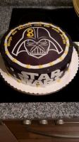 Darth-Vader Torte